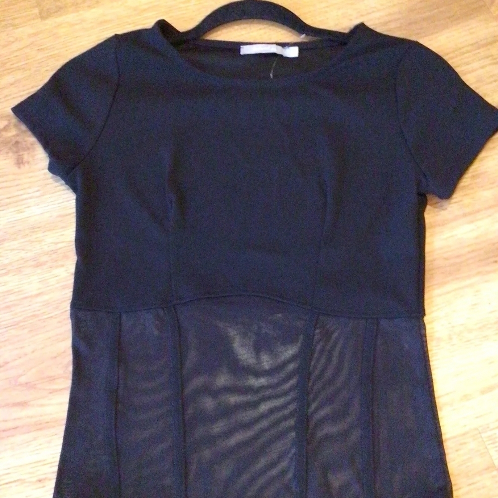 Red By Bke Women’s Blouse 👚 Top Short Sleeve Fitted Semi Sheer Small Black New
